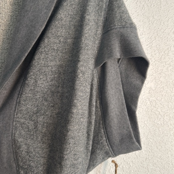 Converse Gray Knit Shrug Sweater with Dolman Sleeves - Picture 5 of 6